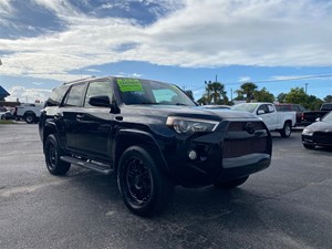 Picture of a 2016 Toyota 4RUNNER SR5 4WD