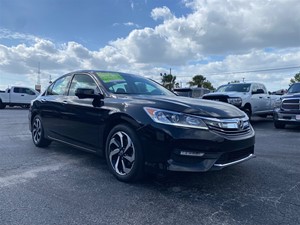 Picture of a 2017 Honda Accord EX-L V6