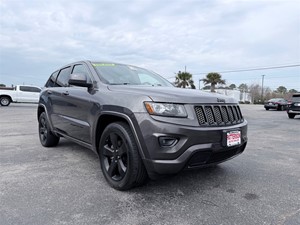 Picture of a 2015 Jeep Grand Cherokee Altitude
