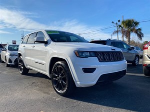 2018 Jeep Grand Cherokee Altitude for sale by dealer