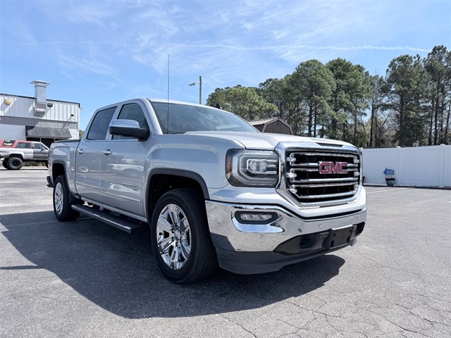 GMC Sierra 1500 SLT Crew Cab in Wilmington