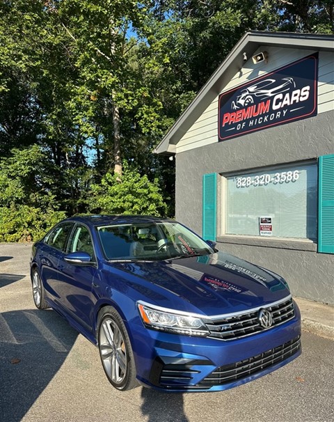 2017 Volkswagen Passat R-Line