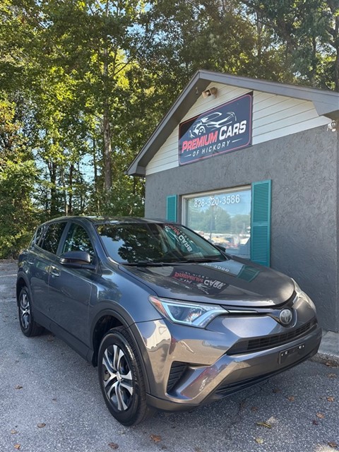 2018 Toyota RAV4 LE