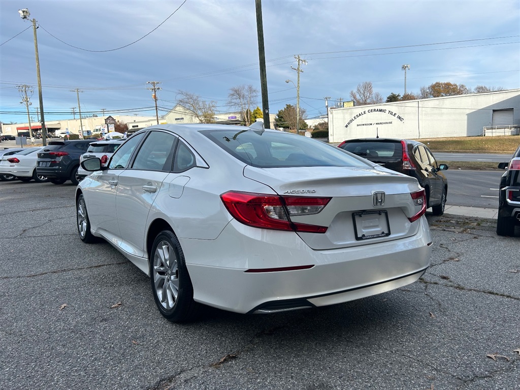 2020 Honda Accord LX photo 5