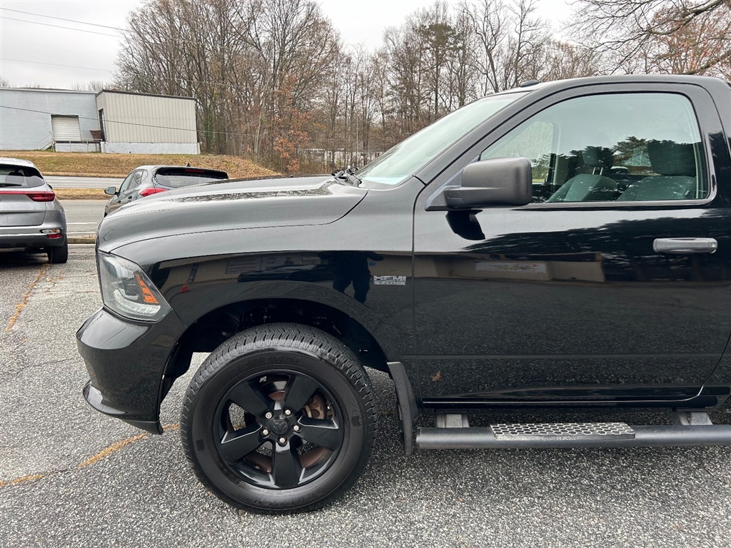 2015 RAM Ram 1500 Pickup Express photo 3