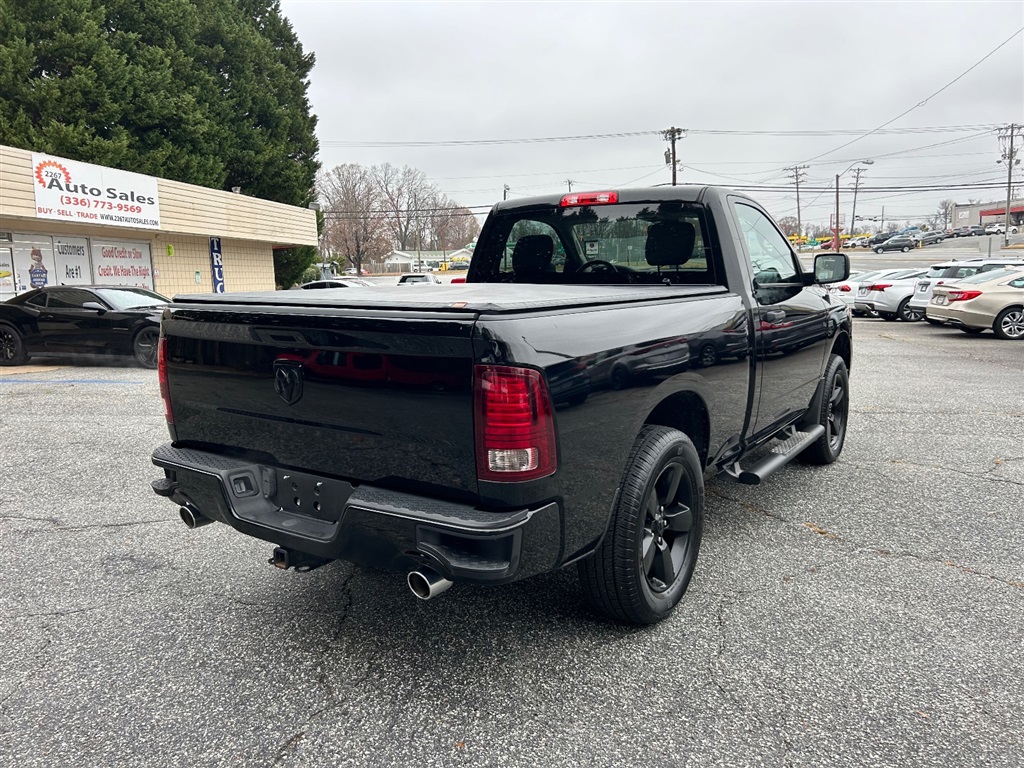 2015 RAM Ram 1500 Pickup Express photo 7