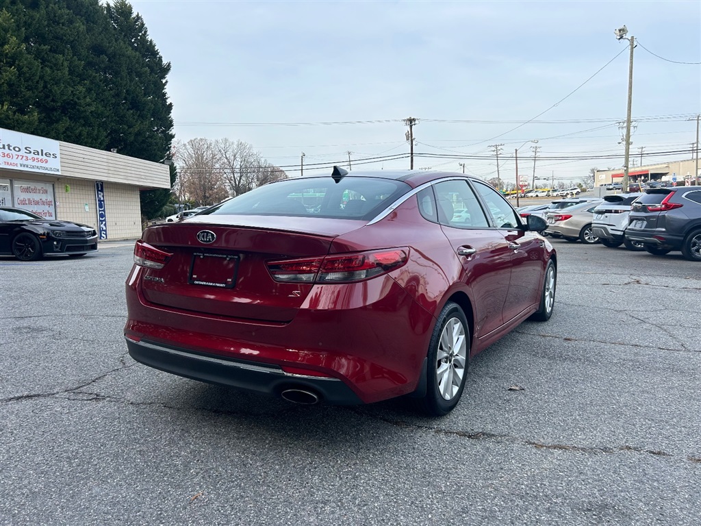 2018 Kia Optima S photo 8