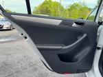 2017 Volkswagen Jetta Pic 2811_V2025040811271818