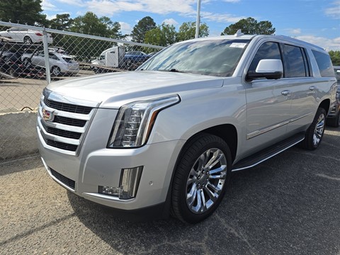 2017 Cadillac Escalade ESV Luxury 4WD