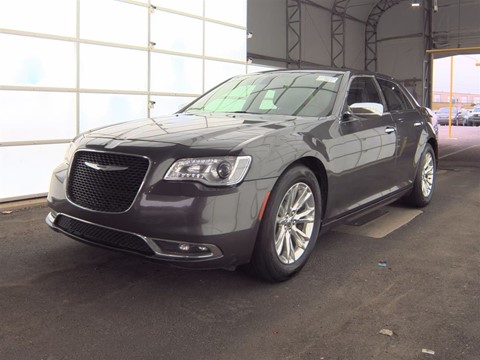 2017 Chrysler 300 C RWD