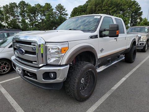 2015 Ford F-250 SD Lariat Crew Cab 4WD