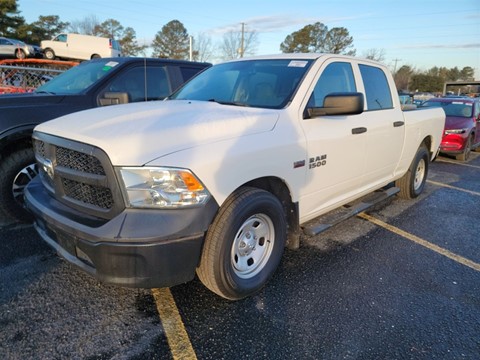 2015 RAM 1500 Tradesman Crew Cab LWB 2WD