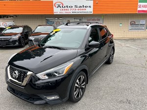 2019 Nissan Kicks SR