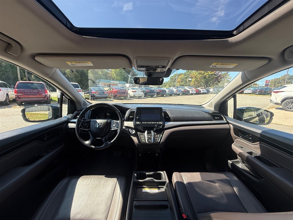 2018 Honda Odyssey Elite photo 9