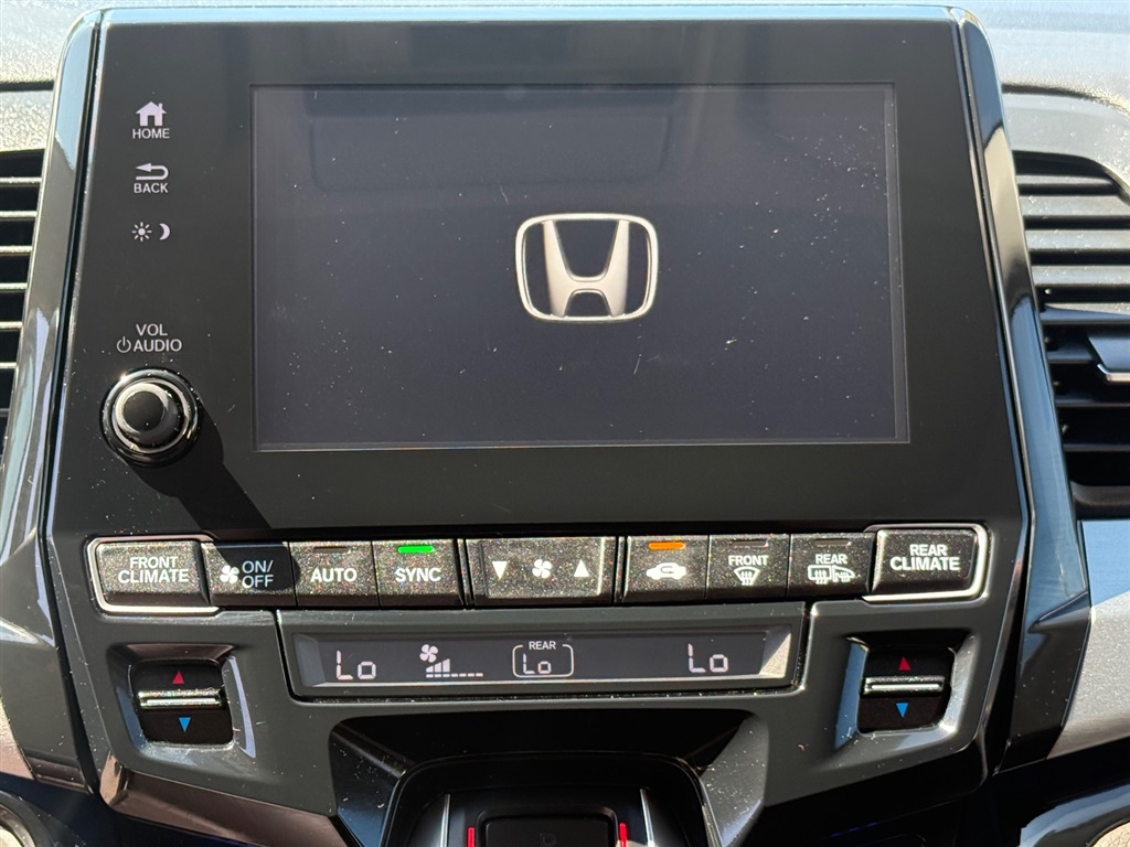 2018 Honda Odyssey Elite photo 17