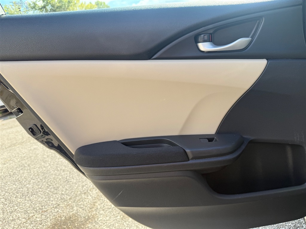2016 Honda Civic EX photo 27