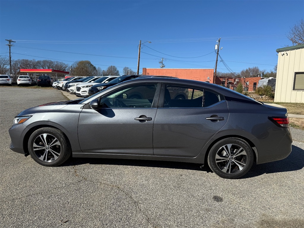 2021 Nissan Sentra SV photo 2