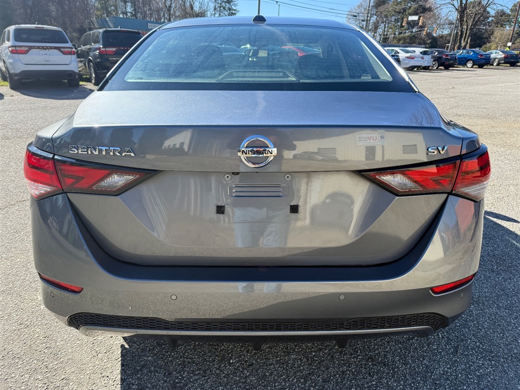 2021 Nissan Sentra SV photo 4
