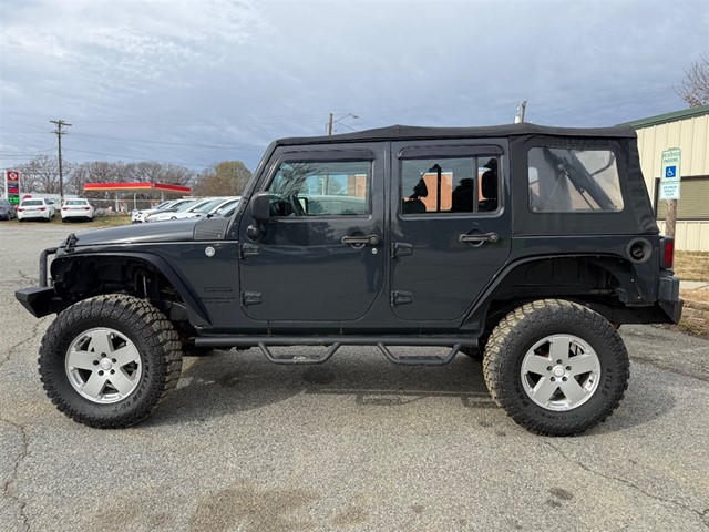 2016 Jeep Wrangler Unlimited Sport's photo