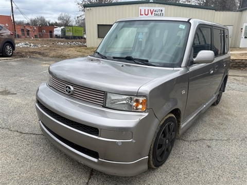 2004 Scion xB Wagon