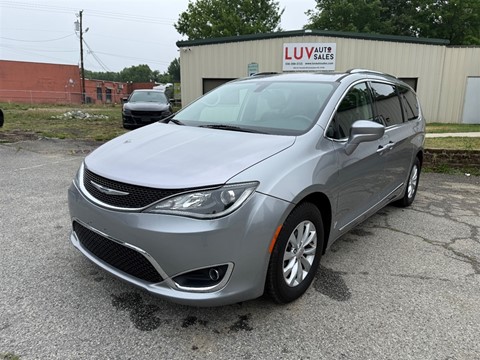 2018 Chrysler Pacifica Touring-L