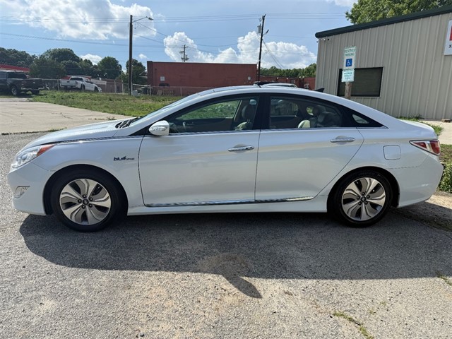 2015 Hyundai Sonata Limited's photo