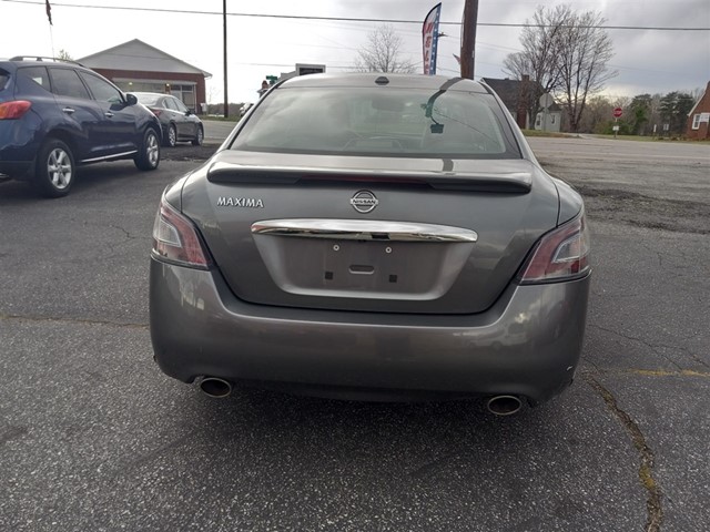 2014 Nissan Maxima