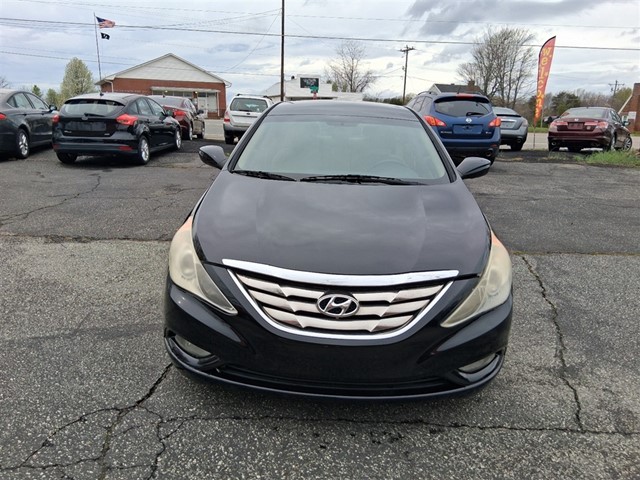 Hyundai Sonata GLS Manual in Sandy Ridge