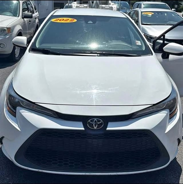 Toyota Corolla LE in Summerville