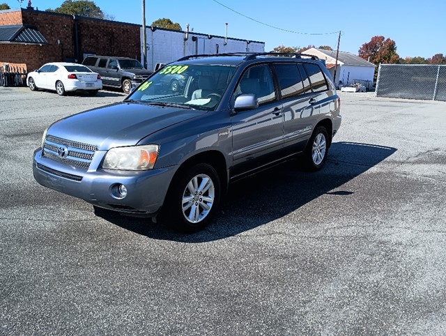 Toyota Highlander Hybrid Limited 2WD in High Point