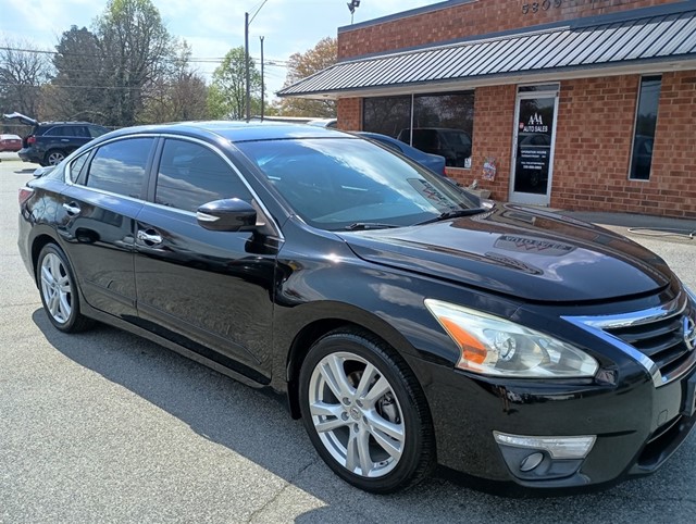 Nissan Altima 3.5 SL in High Point