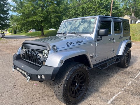 2013 Jeep Wrangler Unlimited Sahara 4WD
