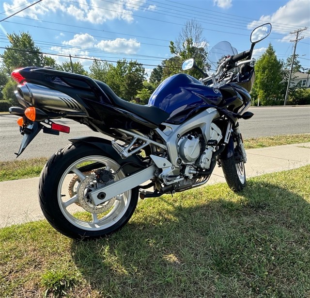 Yamaha FZ6 in Durham