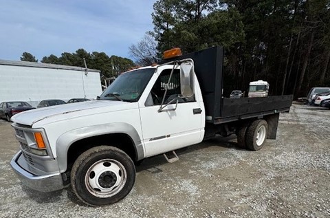 2002 Chevrolet C3500HD Regular Cab 4X2