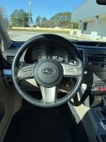 2010 Subaru Outback Pic 2823_V202512101144179