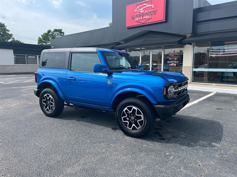 2023 Ford Bronco Outer Banks 2-Door