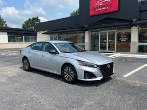 2024 Nissan Altima 2.5 SV for sale by dealer