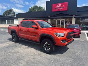 2018 Toyota Tacoma SR5 Double Cab TRD Off Road V6 6AT 4WD for sale by dealer