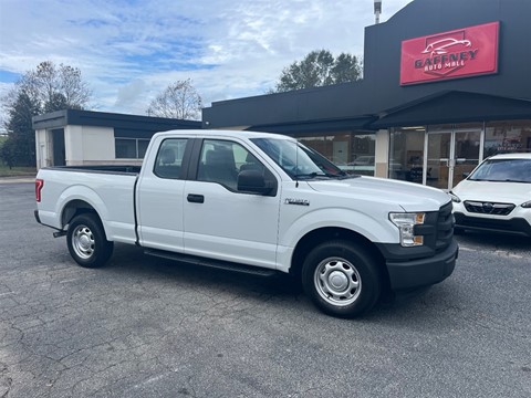 2017 Ford F-150 XL SuperCab 6.5-ft. Bed 2WD