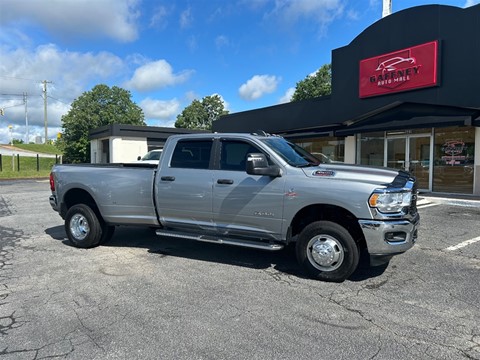 2024 RAM 3500 Big Horn Crew Cab LWB 4WD DRW