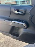 2022 Toyota Tacoma Sr5 Double Cab Pic 2824_V2025062316402817