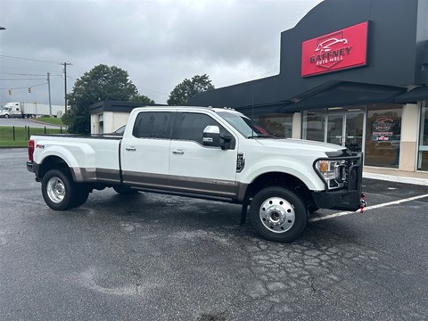 2022 Ford F-450 SD King Ranch Crew Cab DRW 4WD