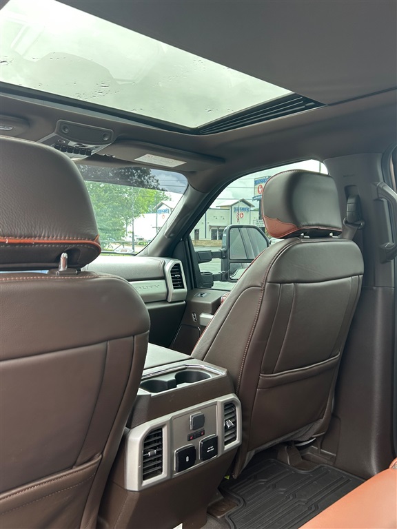 2022 Ford F-450 King Ranch photo 11