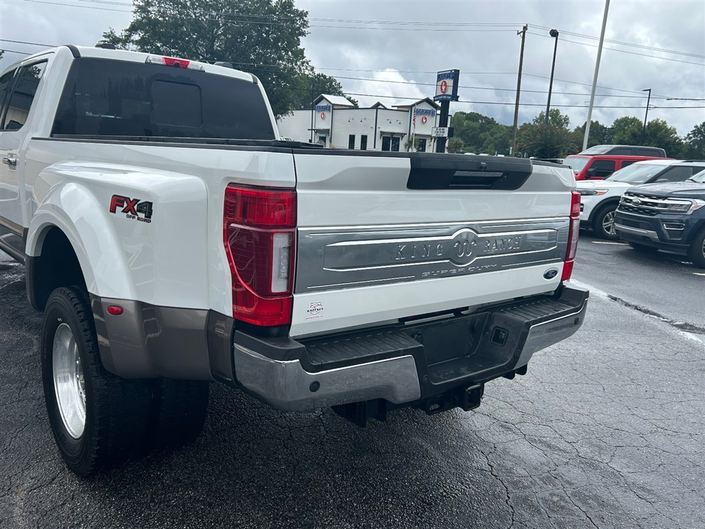 2022 Ford F-450 King Ranch photo 4