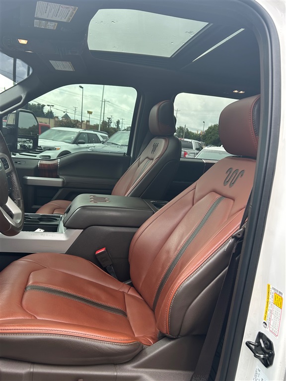 2022 Ford F-450 King Ranch photo 8