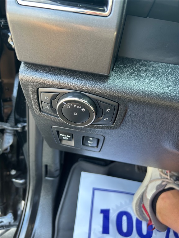 2018 Ford F-150 XLT photo 14