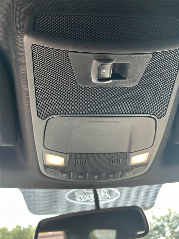 2018 Ford F-150 XLT photo 16