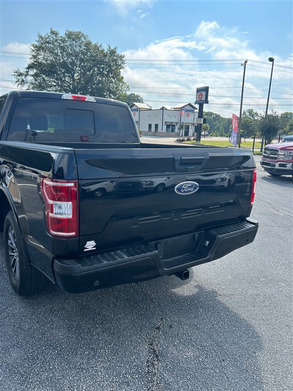 2018 Ford F-150 XLT photo 4
