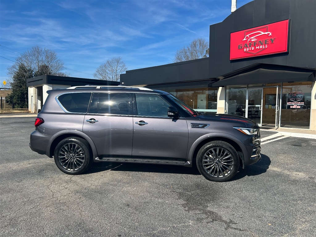 2024 INFINITI QX80 PREMIUM SELECT 4WD's photo