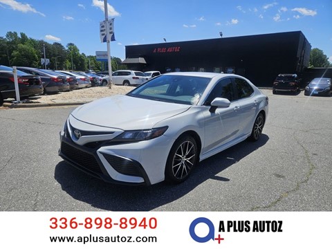 2024 TOYOTA CAMRY SE NIGHT SHADE